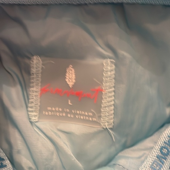 FP Movement from Free People In A Bubble Puffer Vest LG - Picture 8 of 8